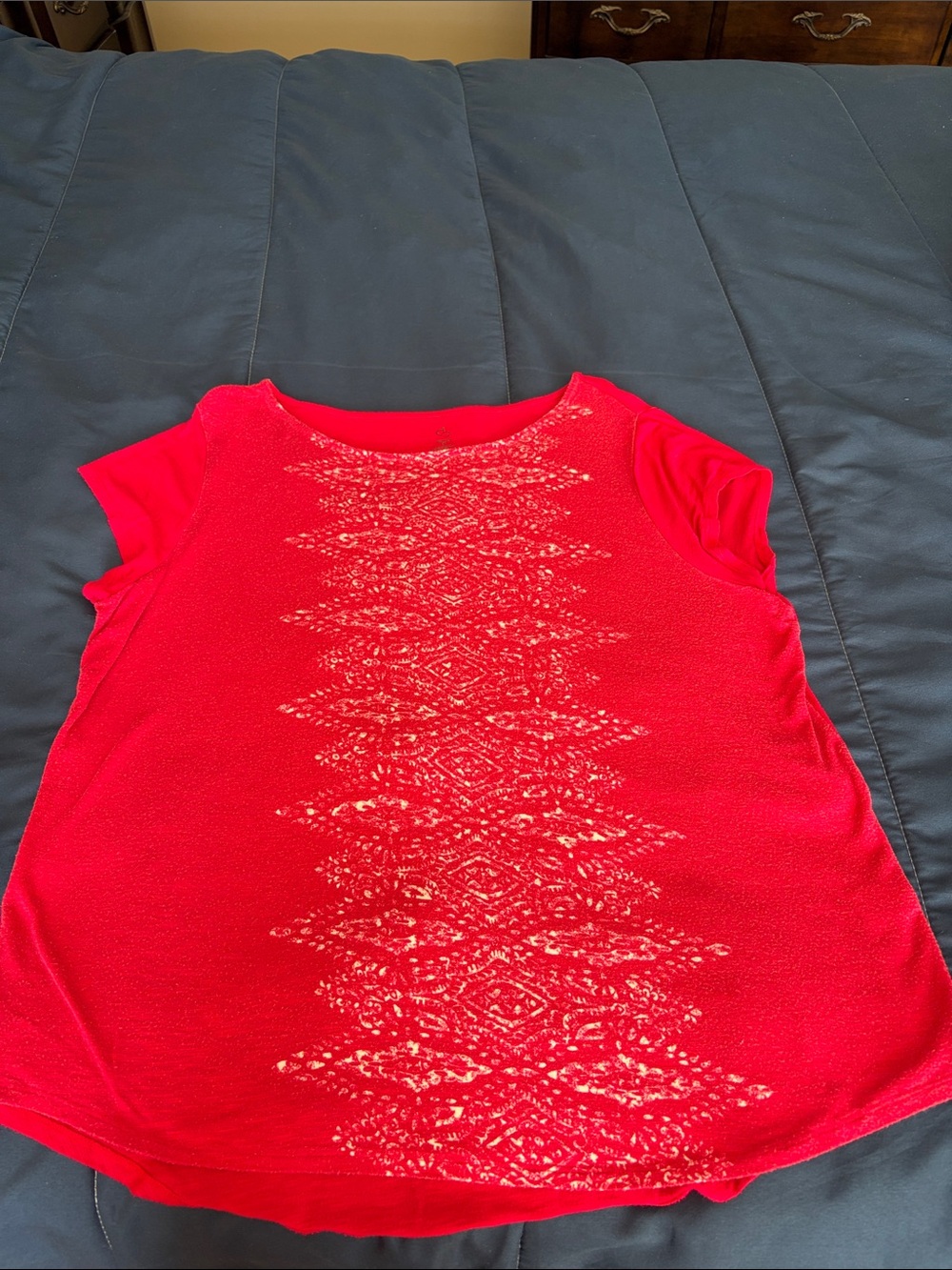Women's Red Lace-Detail Short Sleeve Top